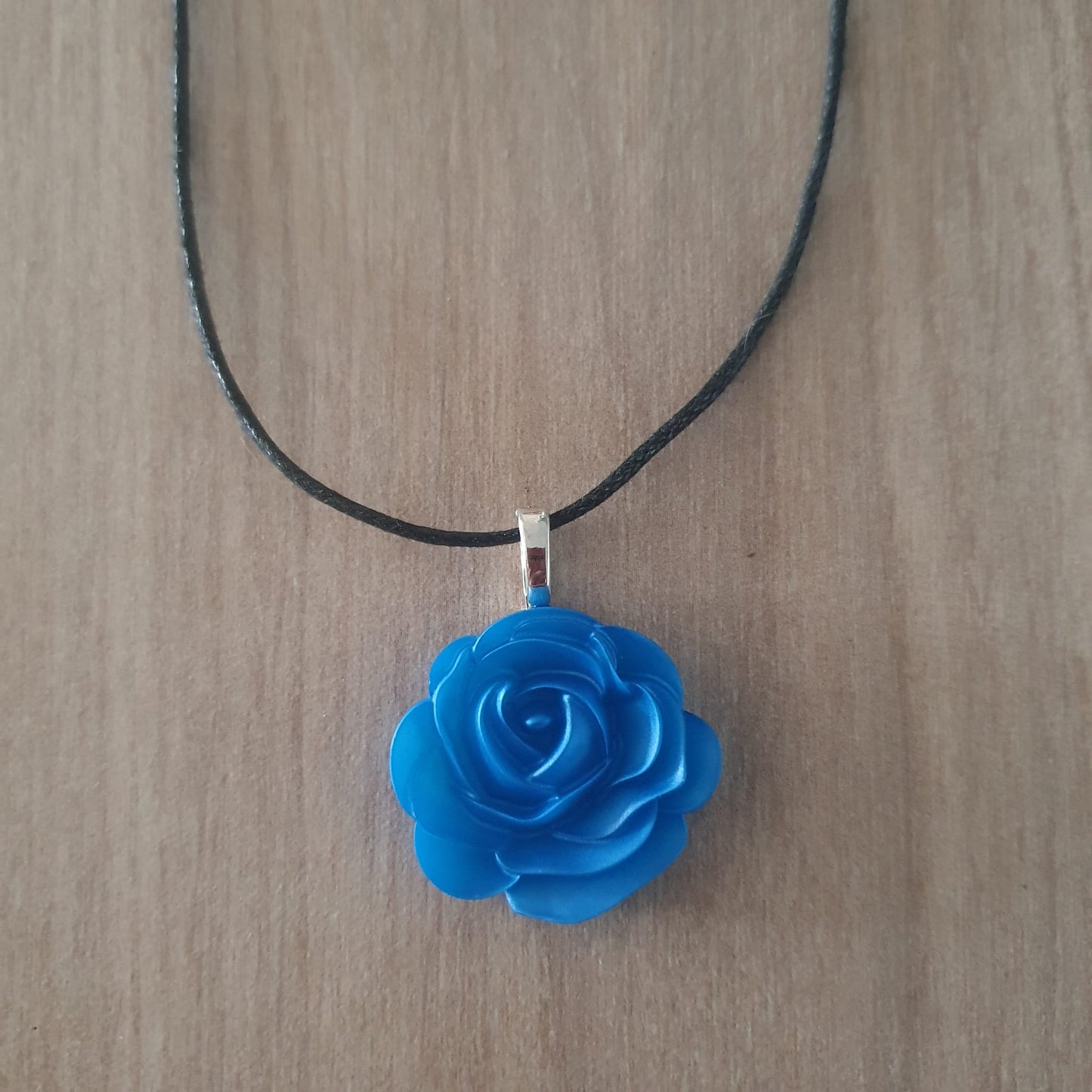 ROSA AZUL